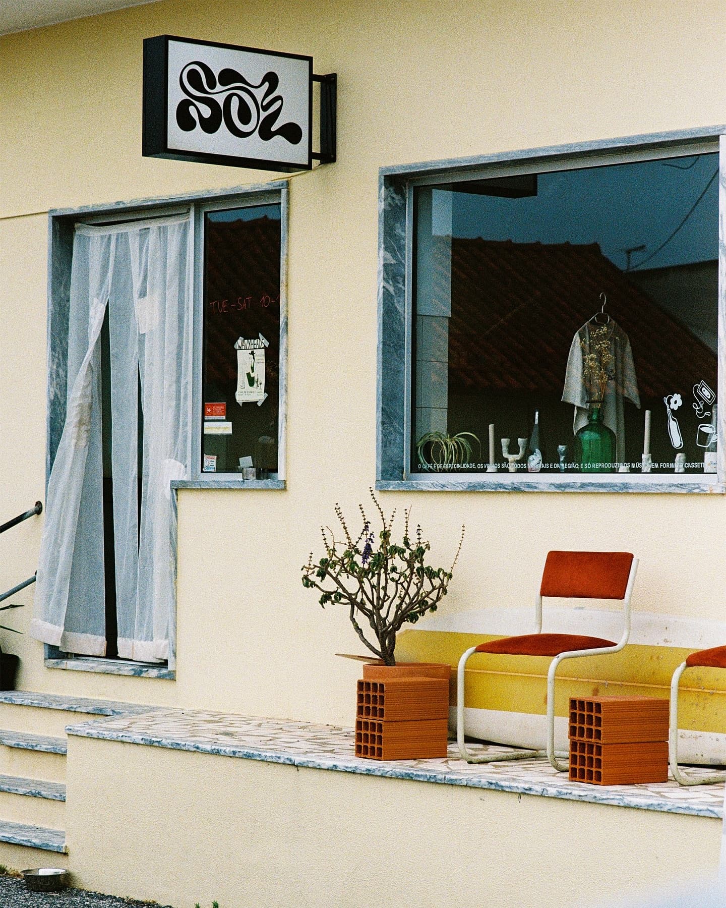 listing